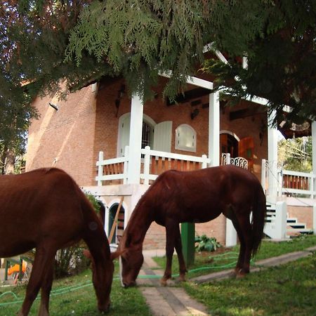 Villa CHALÉ TANAJURA - MONTE VERDE - Lareira, aconchego e WiFi Extérieur photo